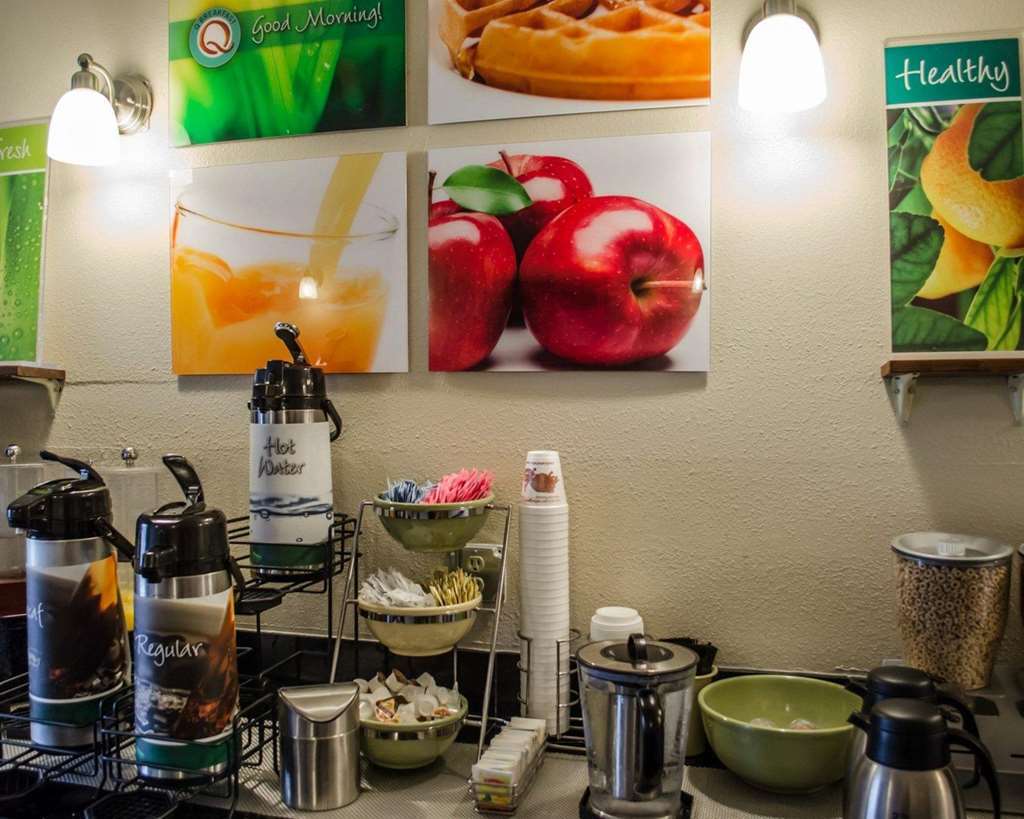 Quality Inn Near Manatee Springs State Park Chiefland Restaurant bilde